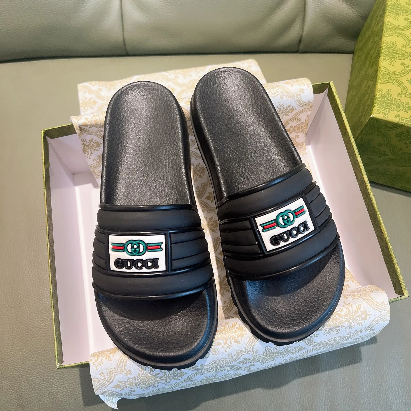Men's Men's Shoes 130🐮🐮Gucci Gucci Slippers Gucci 2024 latest beach sandals slippers Original molding double G LOGO Original molding consistent Outsole: Men's Men's Shoes u double-layer outsole Size: 35-46